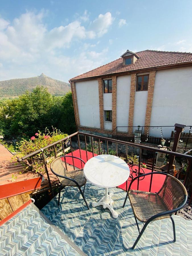 Tatin - Hotel & Cafe In Mtsʼkhetʼa Esterno foto