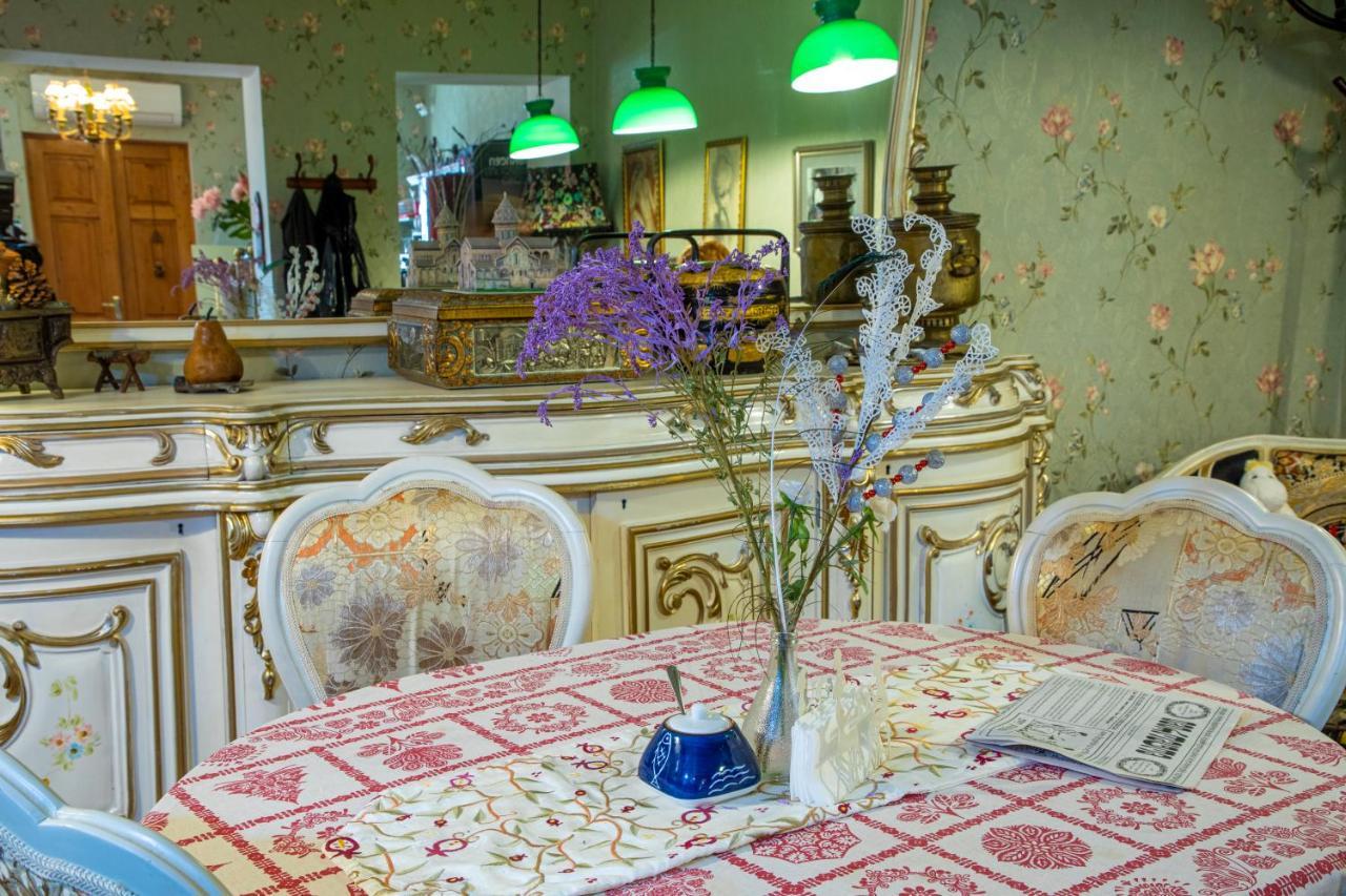 Tatin - Hotel & Cafe In Mtsʼkhetʼa Esterno foto
