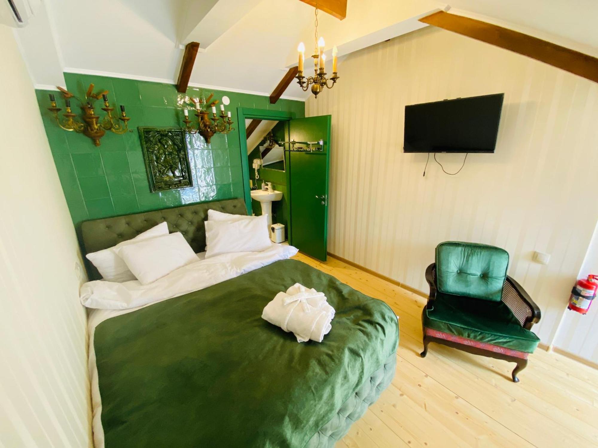 Tatin - Hotel & Cafe In Mtsʼkhetʼa Esterno foto
